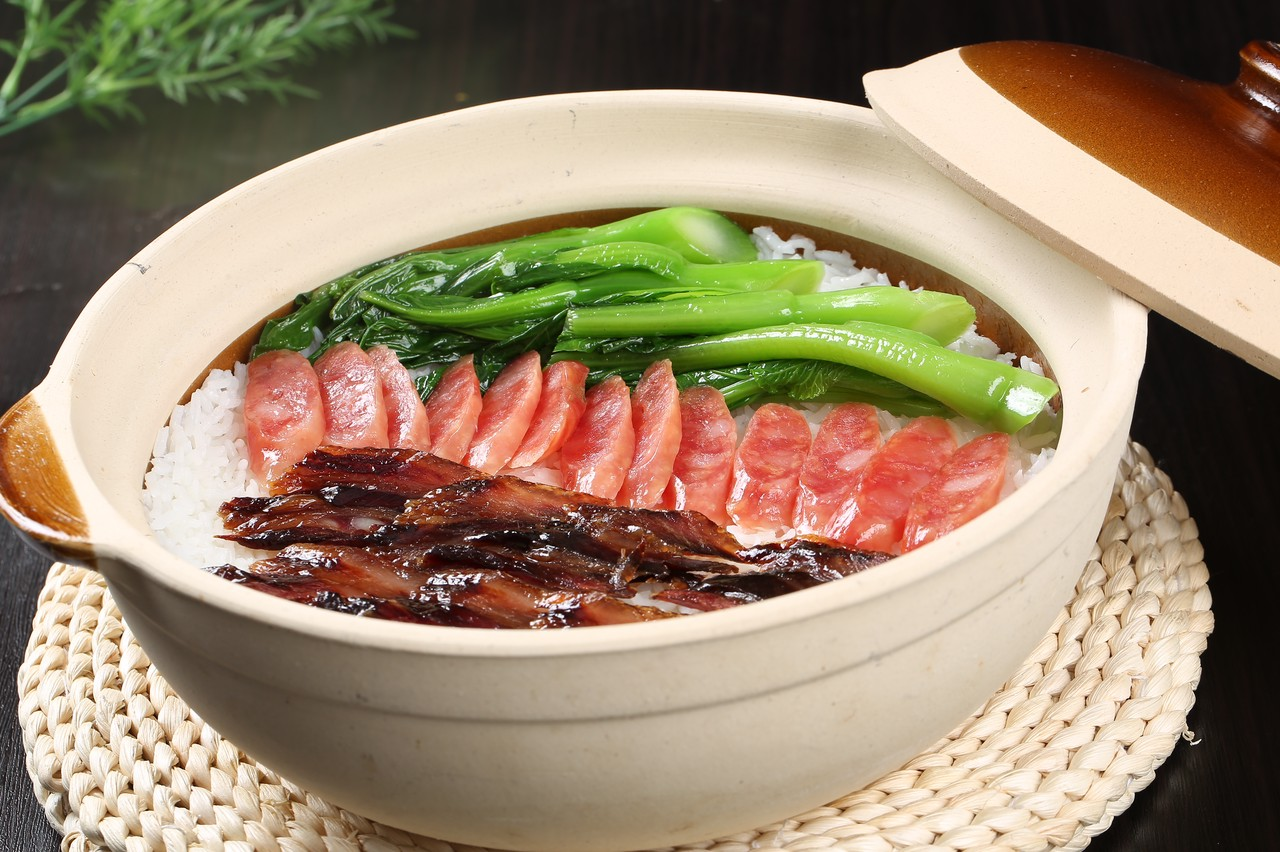 腊味煲仔饭